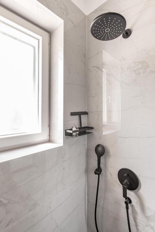 Studio Apartment Home Split Exterior photo